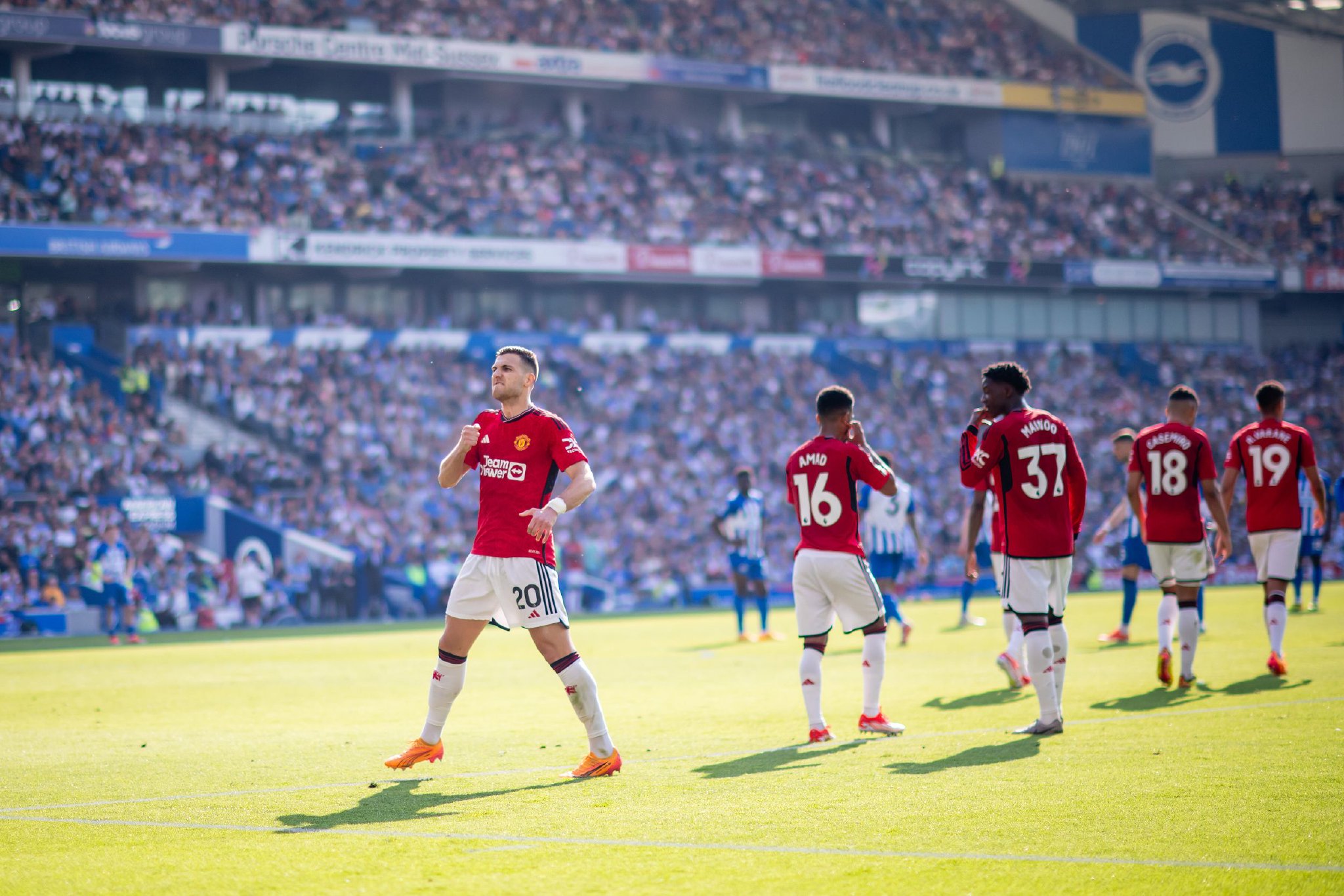 更是对佩雷 更是对佩雷